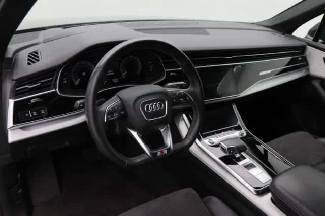 Audi Q7 (2020) thumbnail 4