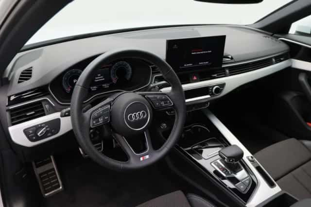 Audi A4 (2024) thumbnail 3