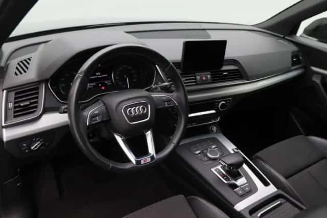 Audi Q5 (2020) thumbnail 3