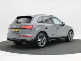 Audi Q5 (2022) thumbnail 2