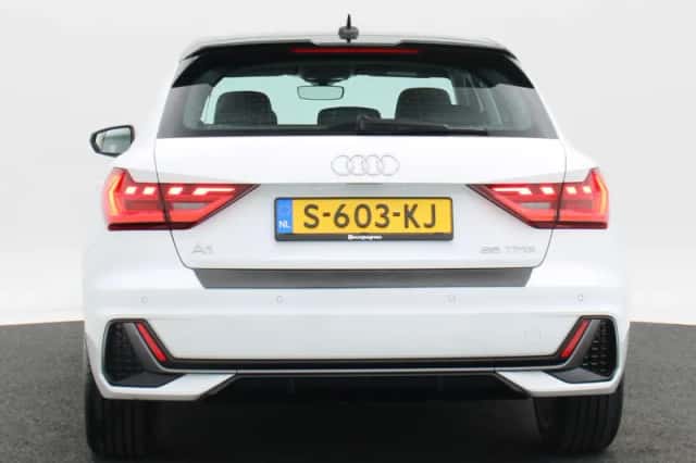 Audi A1 (2022) thumbnail 6