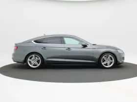 Audi A5 (2018) thumbnail 8