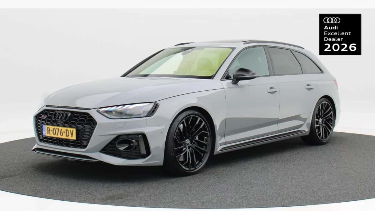 Audi RS4 (2021) — foto 1