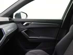 Audi Q3 (2022) thumbnail 39