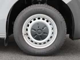 Volkswagen E-Transporter (2026) thumbnail 11