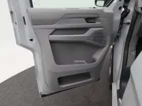 Volkswagen E-Transporter (2026) thumbnail 16