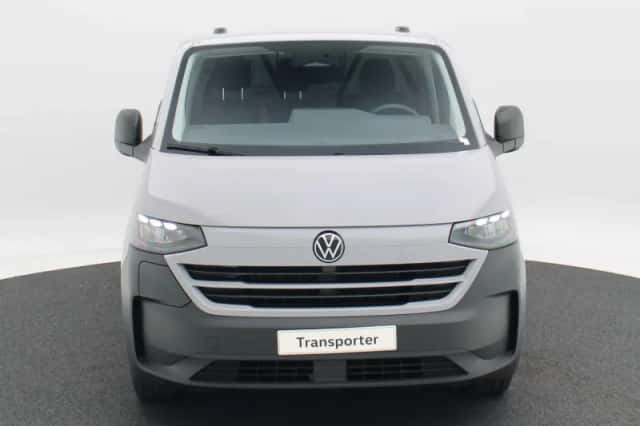 Volkswagen E-Transporter (2026) thumbnail 4