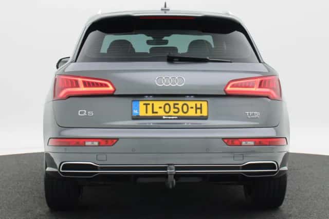 Audi Q5 (2018) thumbnail 6