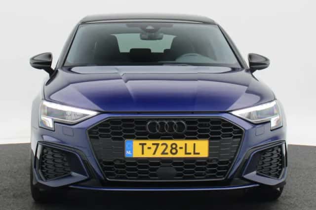 Audi A3 (2023) thumbnail 4