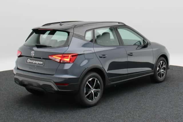SEAT Arona (2027) thumbnail 2