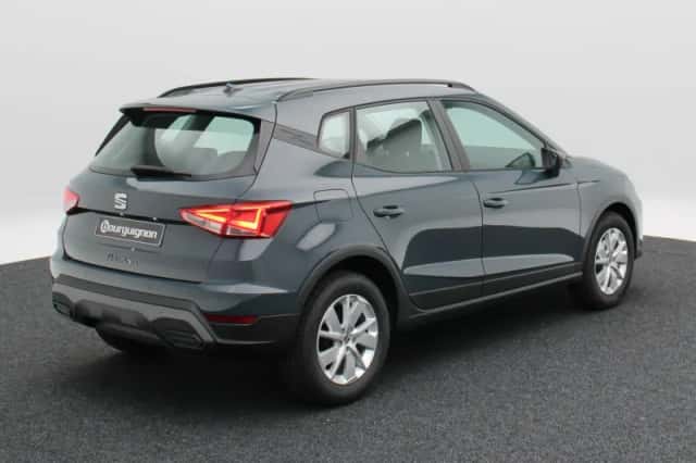 SEAT Arona (2027) thumbnail 2