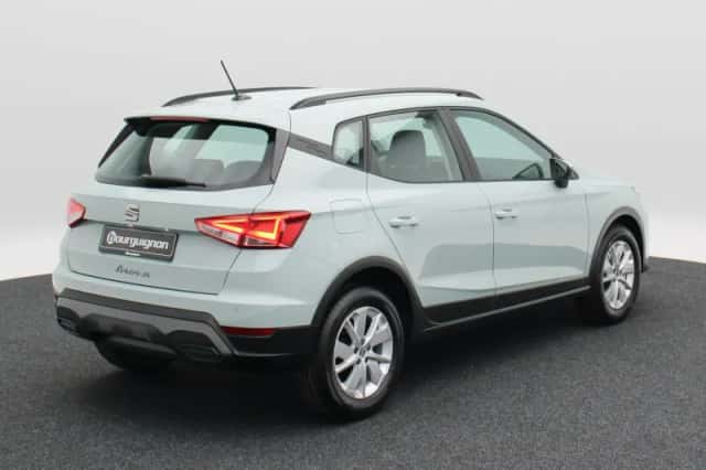 SEAT Arona (2026) thumbnail 2
