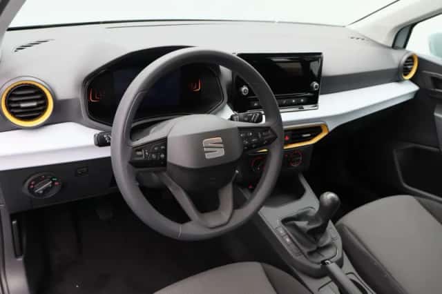 SEAT Arona (2026) thumbnail 3