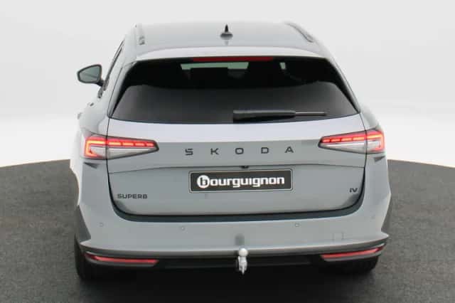 Škoda Superb (2026) thumbnail 4