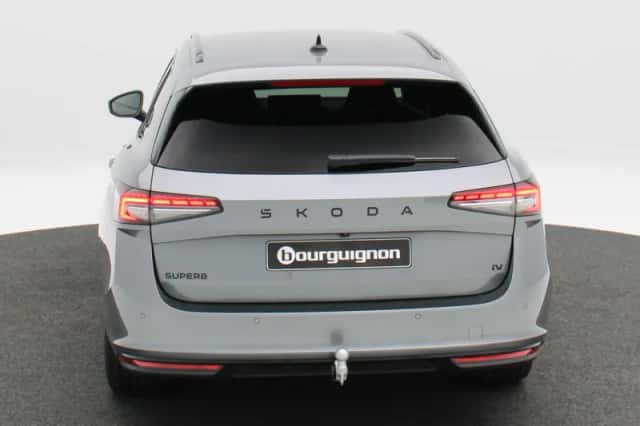 Škoda Superb (2026) thumbnail 5