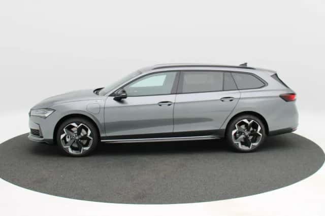 Škoda Superb (2026) thumbnail 6
