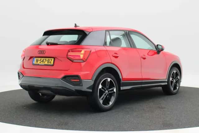 Audi Q2 (2021) thumbnail 2