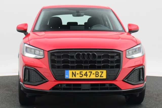 Audi Q2 (2021) thumbnail 4