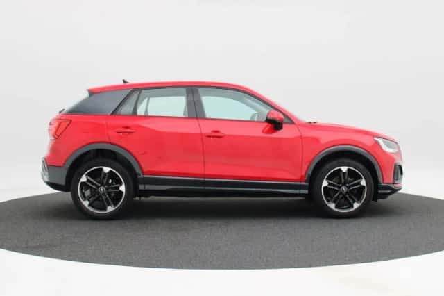 Audi Q2 (2021) thumbnail 6