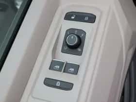 Volkswagen Multivan thumbnail 20
