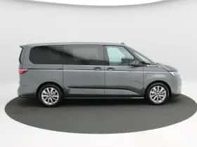 Volkswagen Multivan thumbnail 6