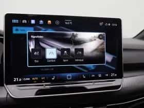 Volkswagen Golf (2026) thumbnail 42
