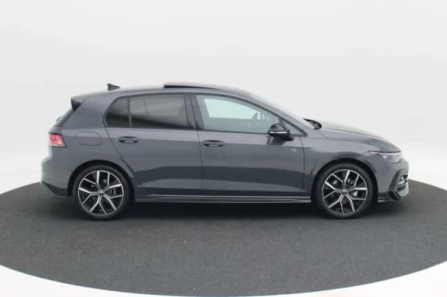 Volkswagen Golf (2026) thumbnail 6