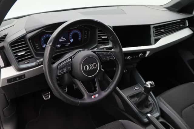 Audi A1 (2020) thumbnail 3