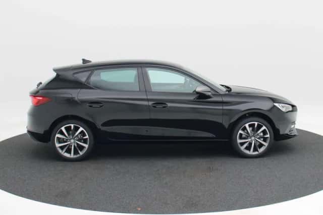 SEAT Leon (2026) thumbnail 6