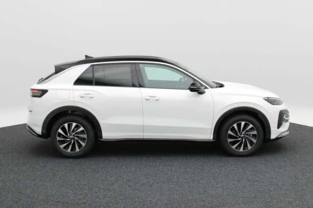 Volkswagen T-Roc (2026) thumbnail 6