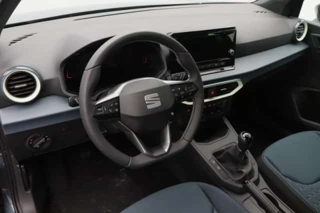 SEAT Arona (2026) thumbnail 3
