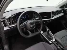 Audi A1 (2025) thumbnail 3