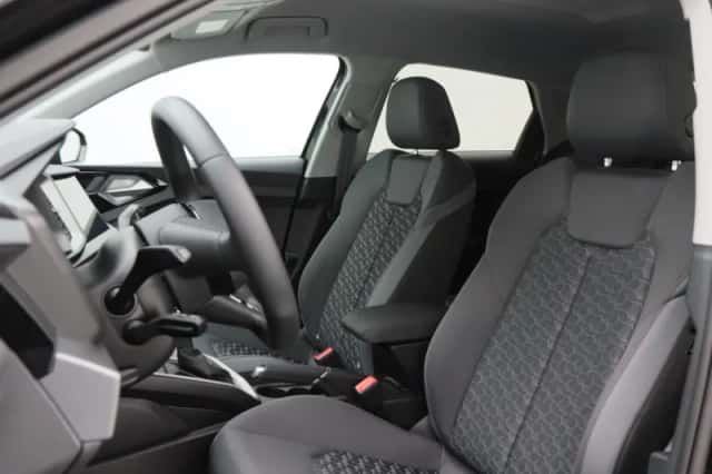 Audi A1 (2025) thumbnail 5