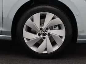 Volkswagen Golf (2026) thumbnail 11