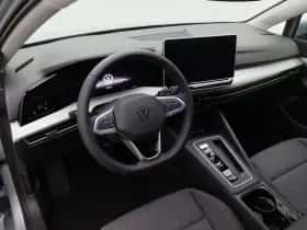 Volkswagen Golf (2026) thumbnail 3