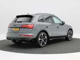 Audi Q5 (2023) thumbnail 2