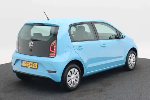 Volkswagen Up! (2023) thumbnail 3