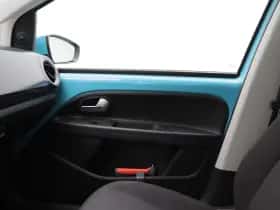 Volkswagen Up! (2023) thumbnail 23