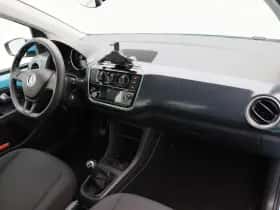 Volkswagen Up! (2023) thumbnail 28
