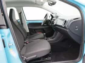 Volkswagen Up! (2023) thumbnail 29