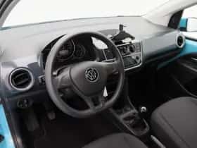 Volkswagen Up! (2023) thumbnail 4