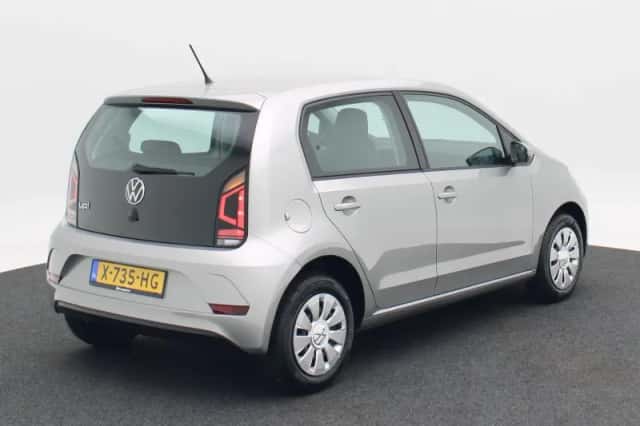 Volkswagen Up! (2023) thumbnail 3