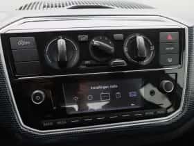 Volkswagen Up! (2023) thumbnail 9