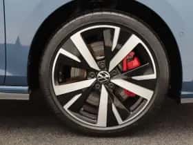 Volkswagen Golf (2025) thumbnail 16