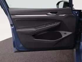 Volkswagen Golf thumbnail 21