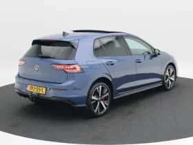 Volkswagen Golf (2025) thumbnail 4
