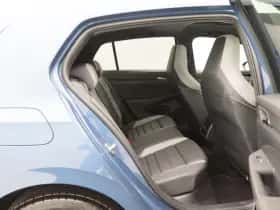 Volkswagen Golf (2025) thumbnail 40