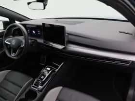 Volkswagen Golf (2025) thumbnail 41