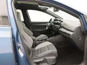 Volkswagen Golf thumbnail 42