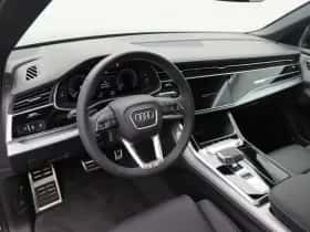 Audi Q8 thumbnail 3
